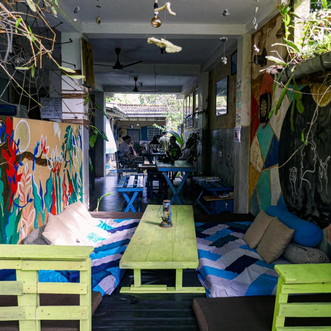 Cycling Backpacker Hostel & Cafe Unawatuna Εξωτερικό φωτογραφία