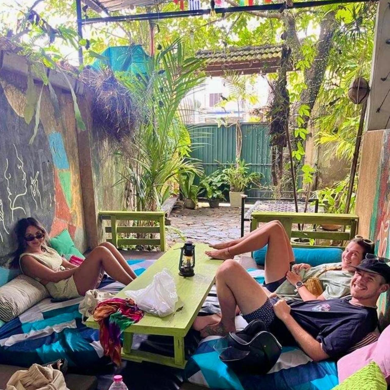 Cycling Backpacker Hostel & Cafe Unawatuna Εξωτερικό φωτογραφία