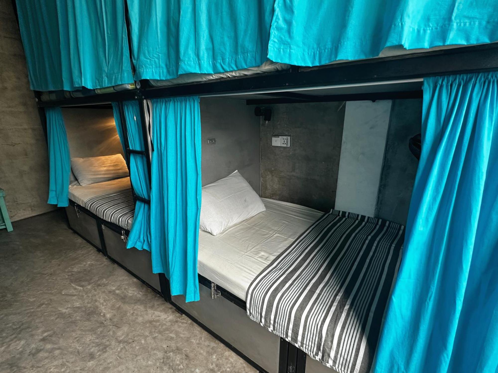 Cycling Backpacker Hostel & Cafe Unawatuna Εξωτερικό φωτογραφία